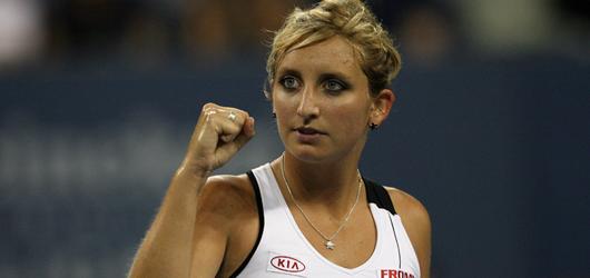 Bacsinszky vince ma non va a Bali