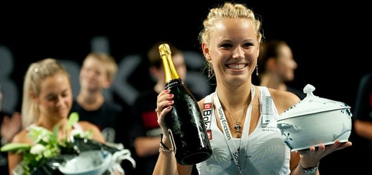 Caroline profeta in patria