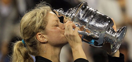 Kim torna in finale, Venus k.o.