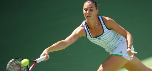 Dubai: Schiavone no, Pennetta sì