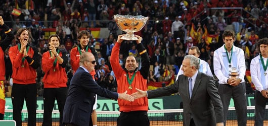 Spagna, il capitano lascia