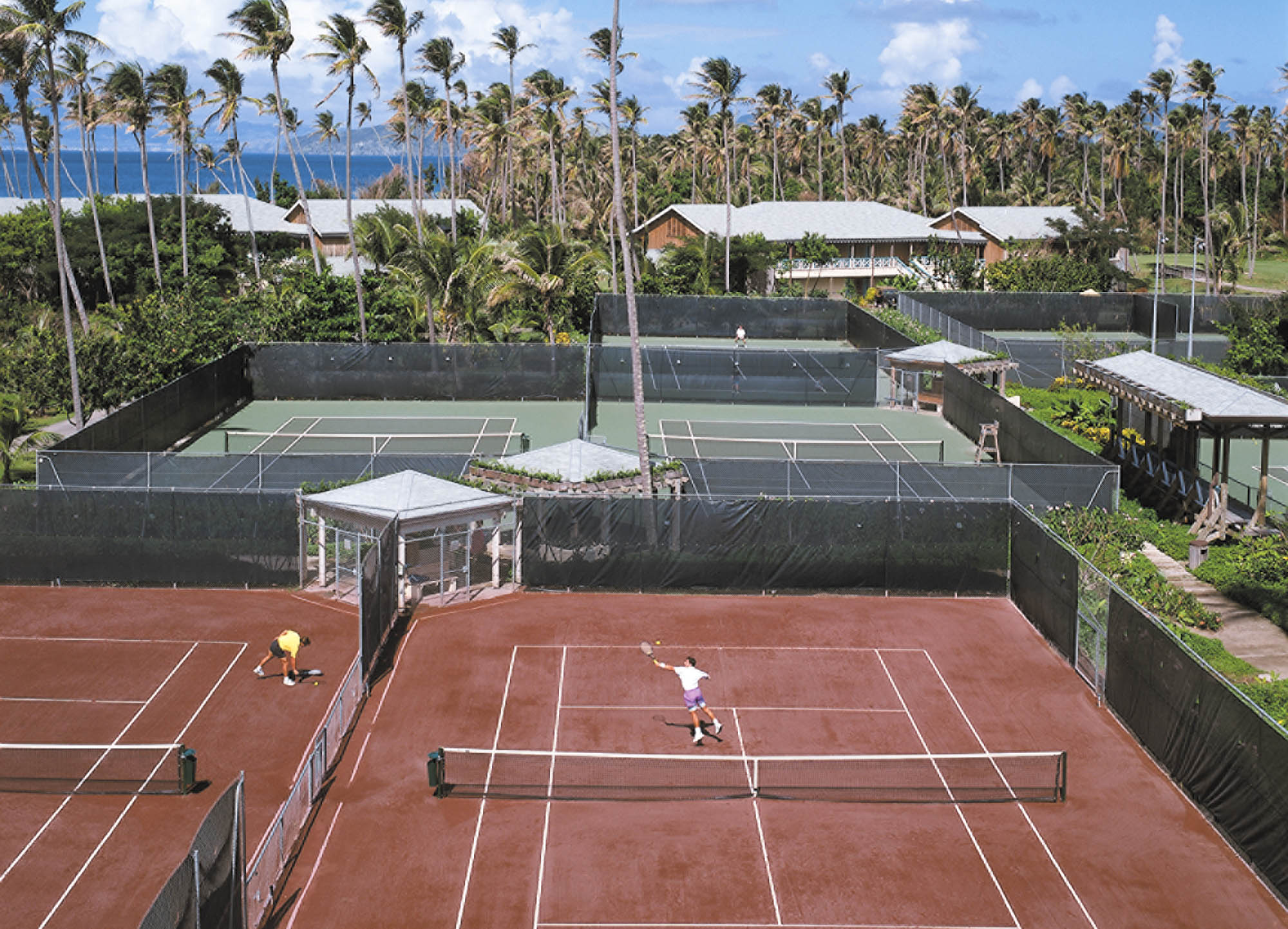 Terra rossa ai Caraibi? Four Seasons Nevis