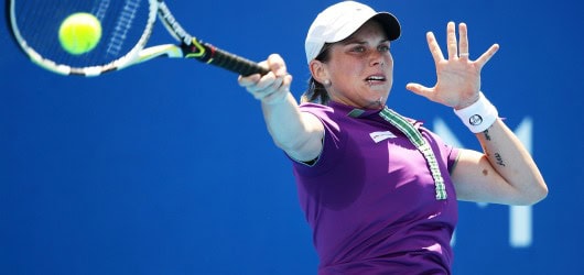 Wta Hobart: bene Errani, Oprandi no