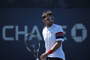 Tipsarevic si inchina a Roi Llodra