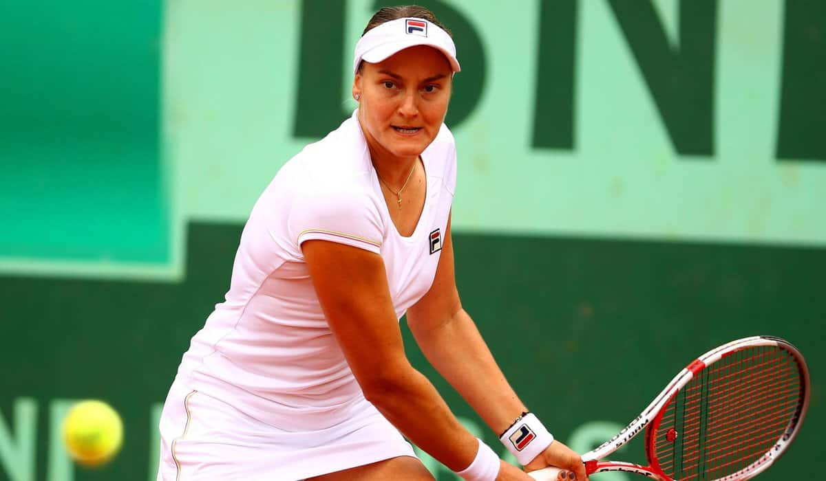 Petrova stende Radwanska jr