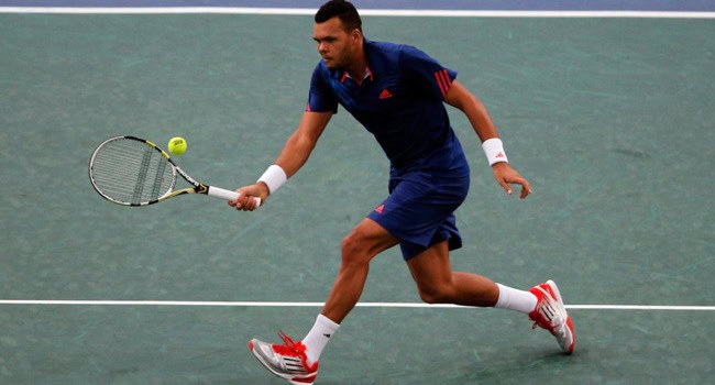 Tsonga fatica, Janowicz non si ferma