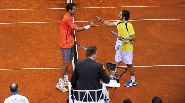 Lorenzi illude, ma vince Cilic