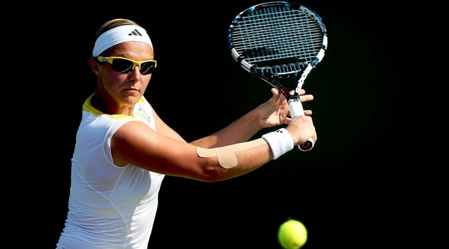 Fed Cup: il Belgio non ha i soldi per la terra