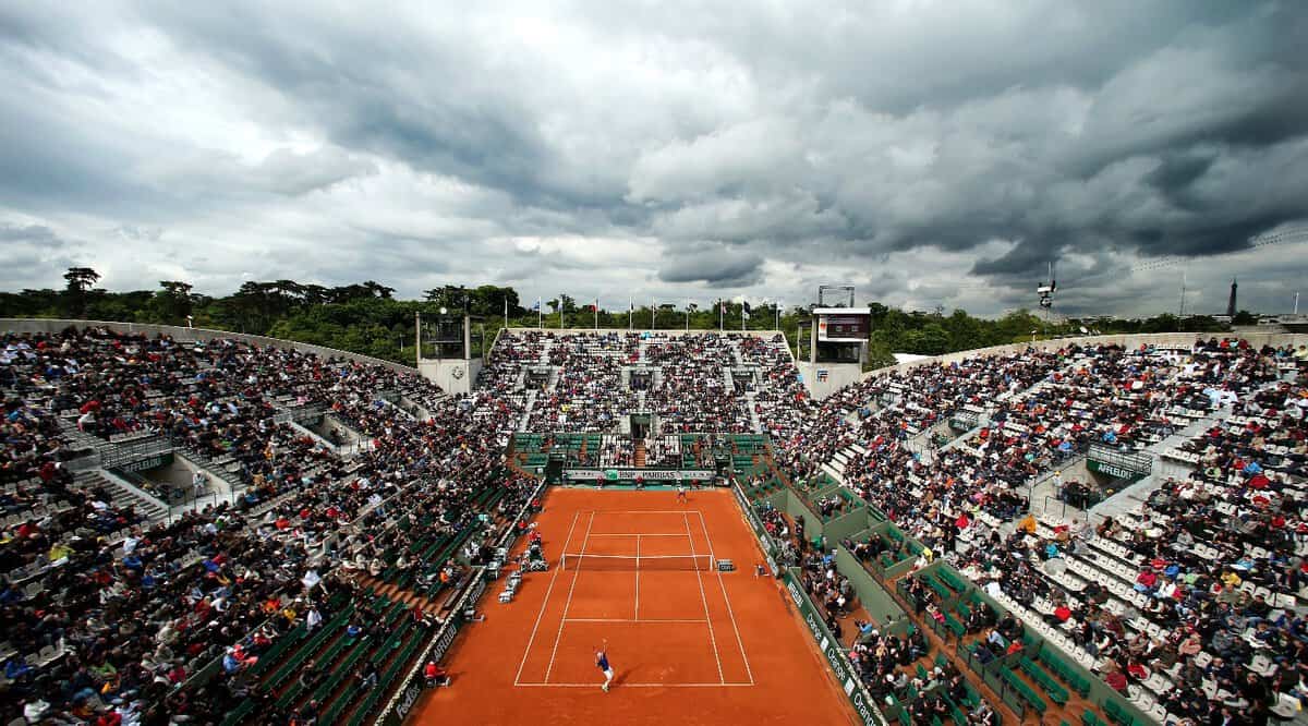 Il tennis batte la pioggia