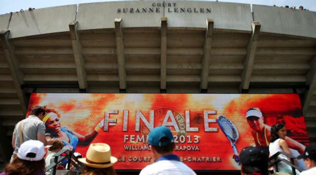 Serena, regina a Parigi undici anni dopo