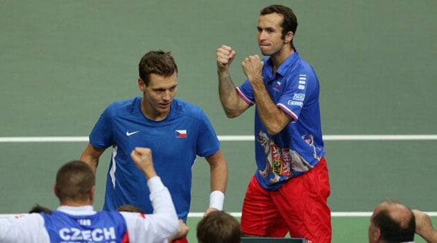 Berdych e Stepanek trascinano i cechi in finale