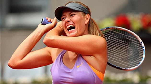 Sharapova piega Li in rimonta