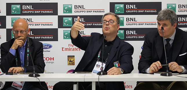 Parra, un laser per amico