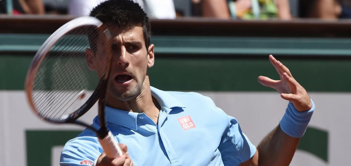 Djokovic addomestica Gulbis