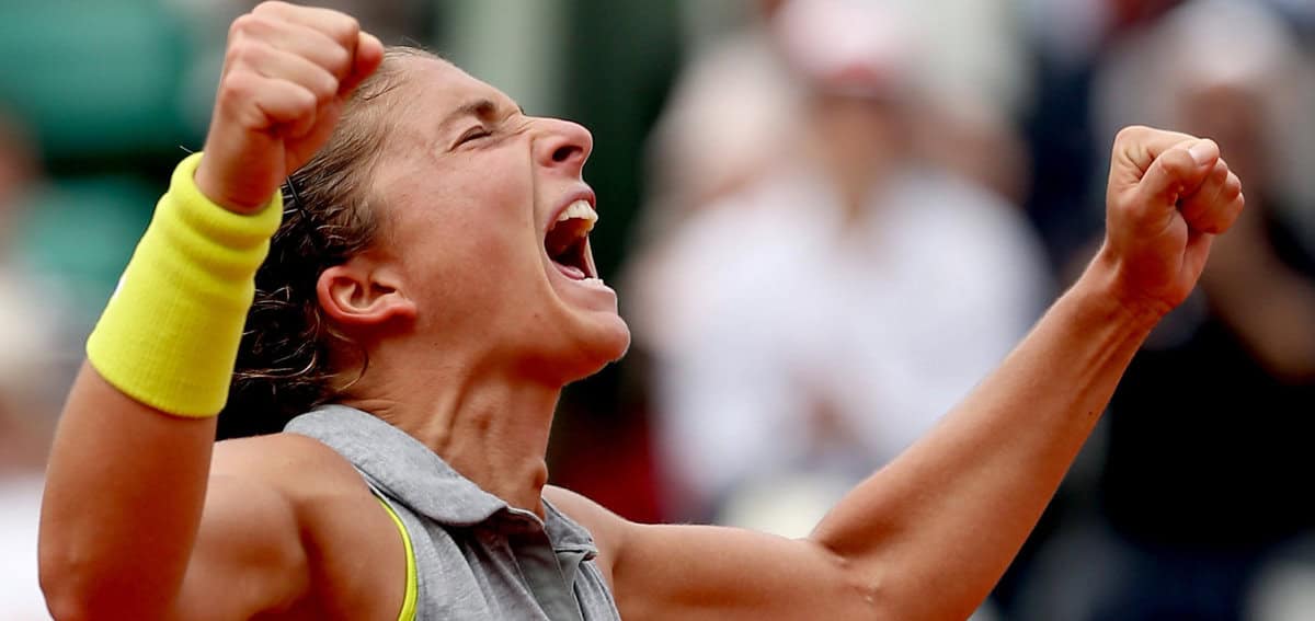 Errani vola ai quarti