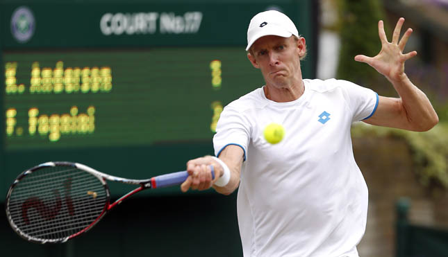 Fognini rimandato