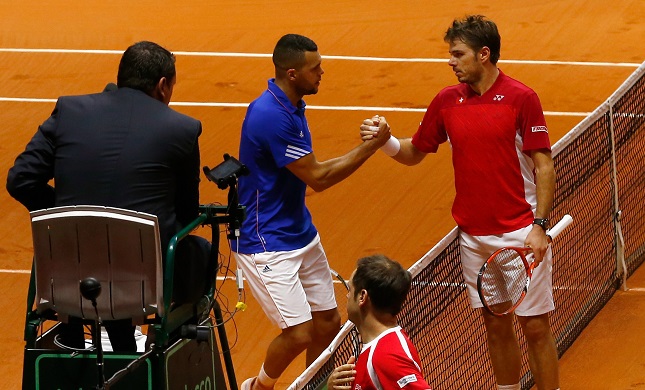 Wawrinka spettina i francesi