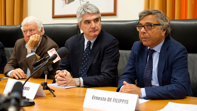 Brindisi, che abbraccio alla Fed Cup!