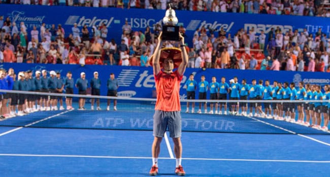 Ferrer e Bacsinszky sovrani di Acapulco