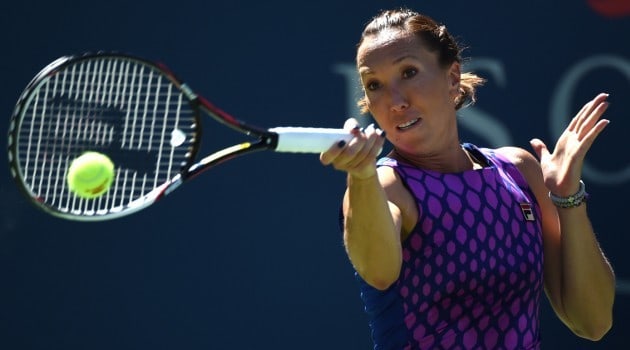 Forfait di Serena, la finale è Halep-Jankovic. Cade Nadal, Federer-show contro Berdych