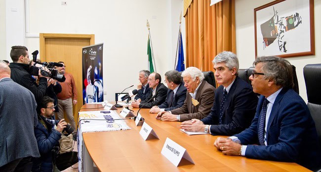 Italia-Usa, Brindisi abbraccia la Fed Cup