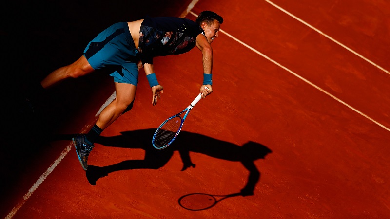 Nadal prova a esaltarsi a casa sua