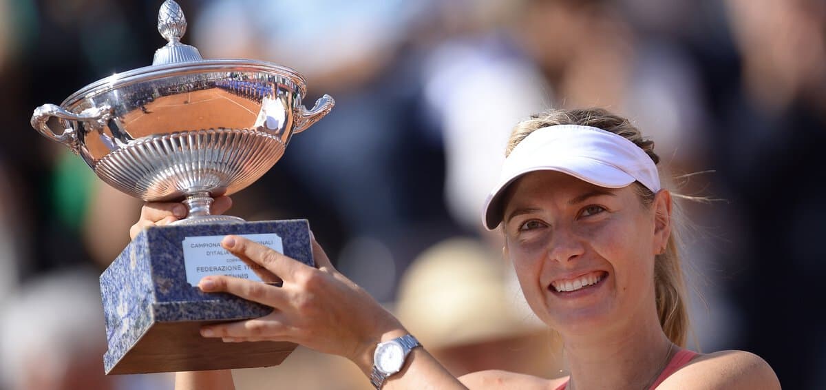 Sharapova, che remuntada