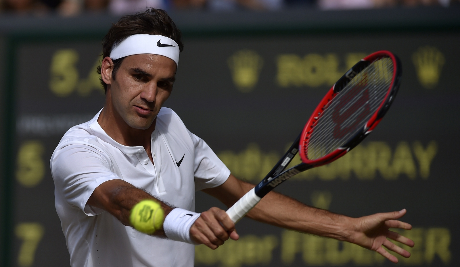 Federer illumina il Centre Court