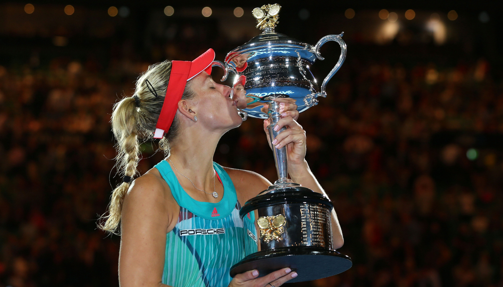 Kerber super, Serena shock