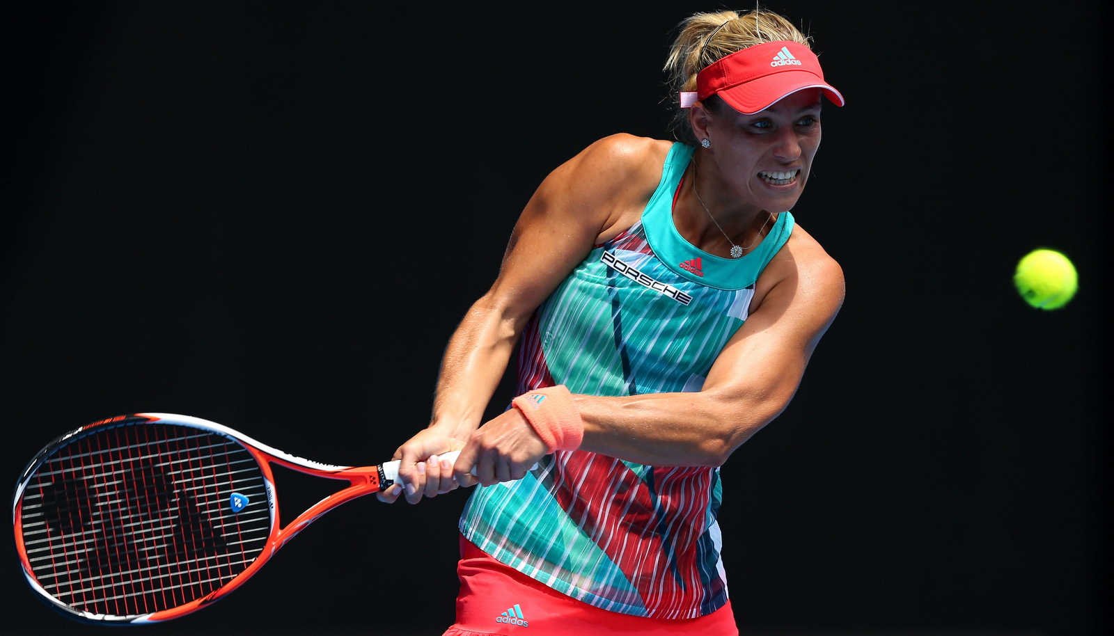 Kerber, tiro mancino