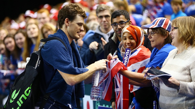 Tanto arriva sempre prima Jamie