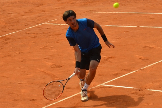 Gastao Elias scala il Monviso