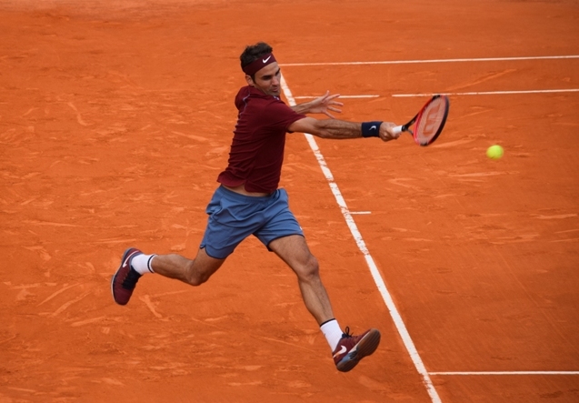 Roger Federer deve parlare
