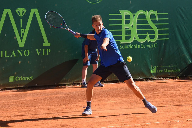 Milano, Donati vince il derby con Eremin