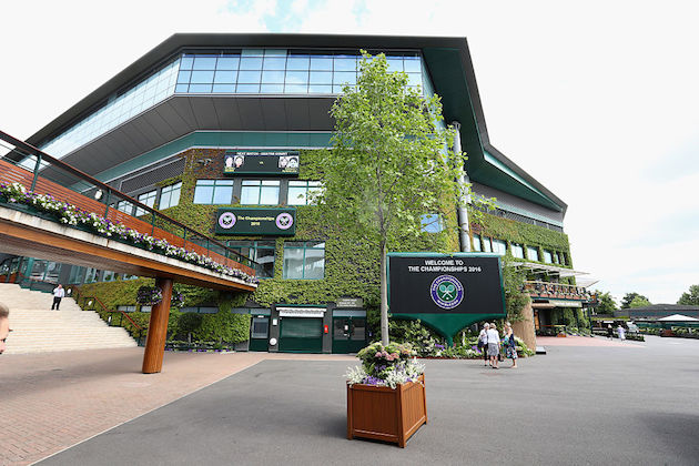 Wimbledon, si parte col botto