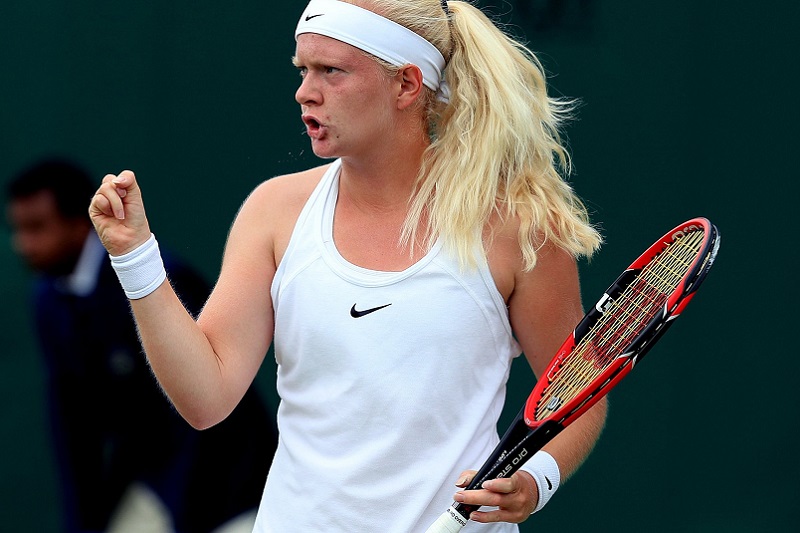 Sei dita bastano per giocare a tennis