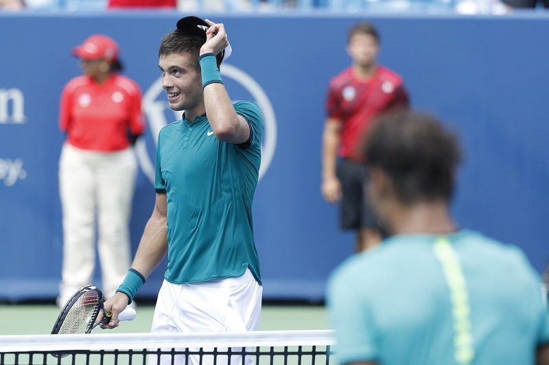 Rafa viene punito dal rampante Coric