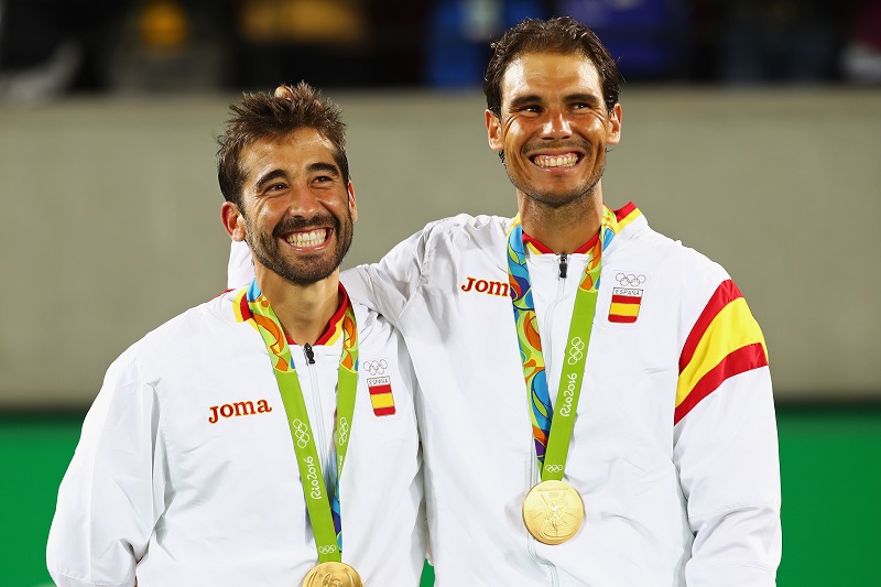 Nadal si bagna d’oro con il compagno che non doveva giocare