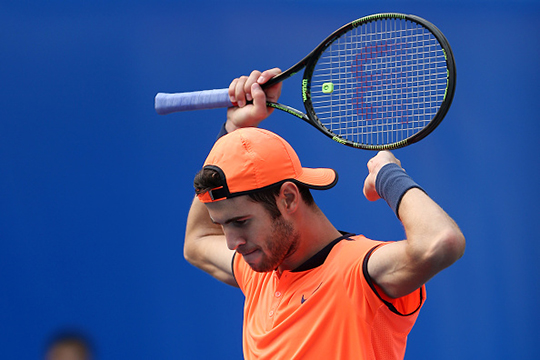 La bomba Khachanov esplode a Chengdu