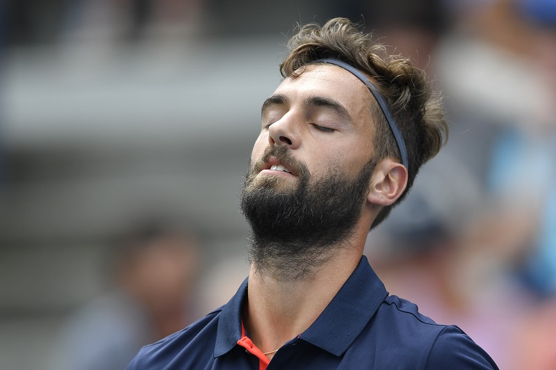 Paire prova a ricucire il rapporto con i francesi