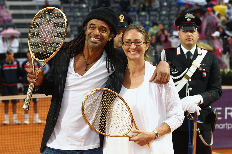 Francia, Fed Cup: ballottaggio Pierce-Santoro?