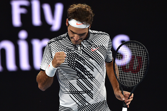 Speedy Federer fa felici le gemelle. Senza sudare.