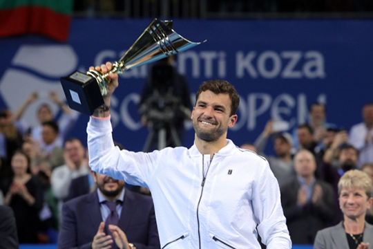 Dimitrov profeta in patria. E vede già la top-10.