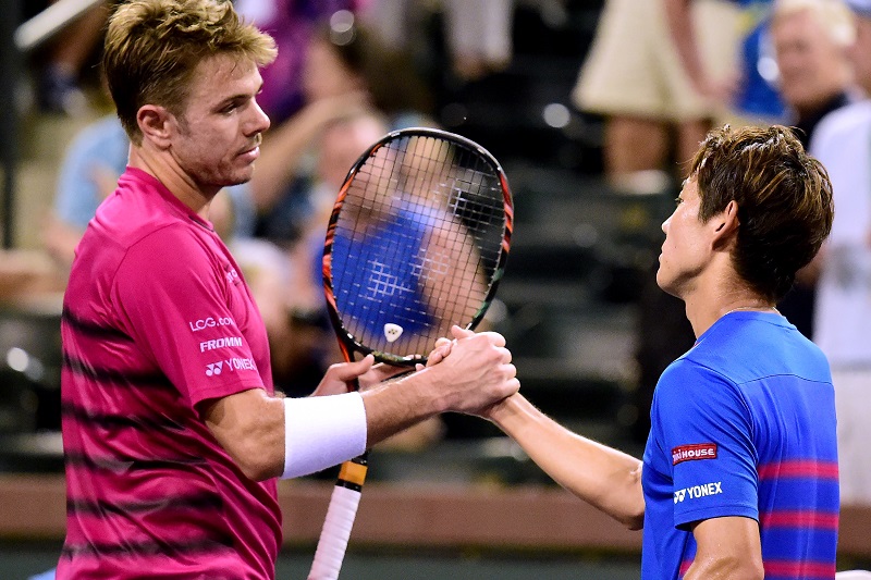 Wawrinka si salva, Sock il maratoneta