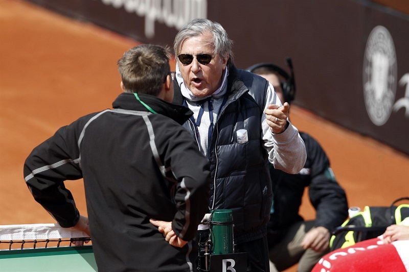 Follia Nastase: insulta tutti e viene cacciato!