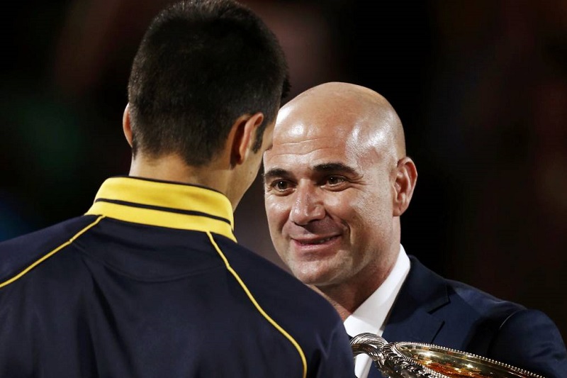 E se Djokovic ripartisse da Andre Agassi?