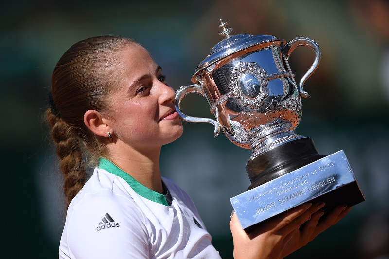 Jelena Ostapenko nella storia: Parigi è sua!