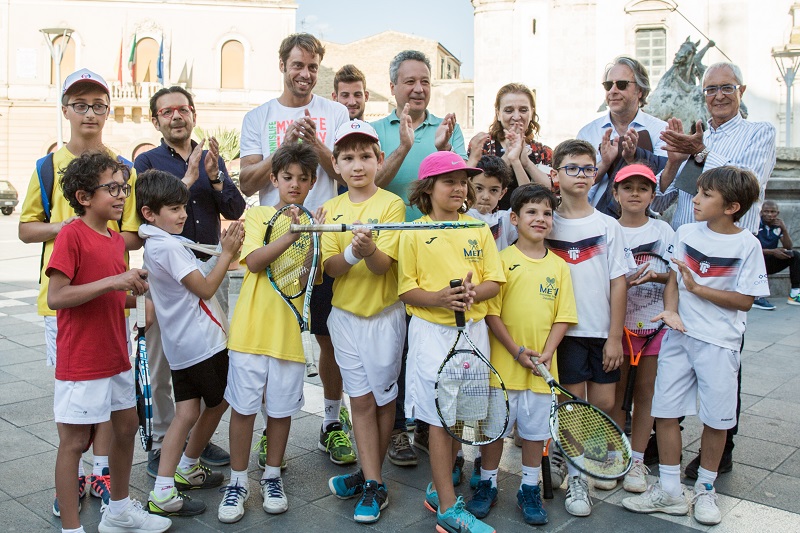 Tra terra siciliana ed erba olandese…