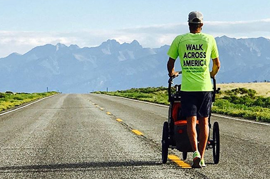 5.400 km di speranza. A piedi.