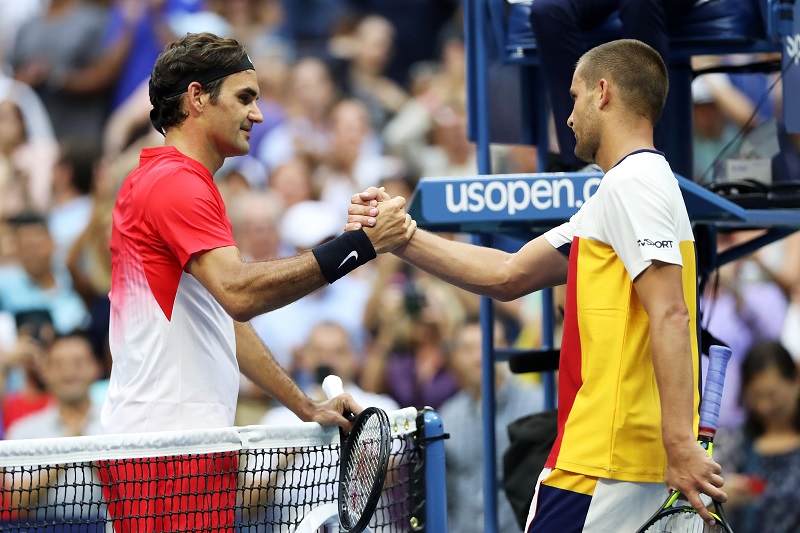 Gli altri si spaventano, Roger no: ancora 5 set!